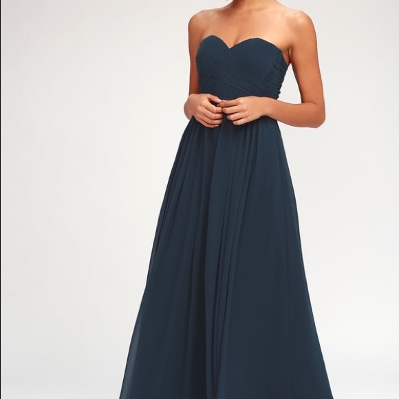 Classical Charm White Convertible Maxi Dress - Picture 4 of 6